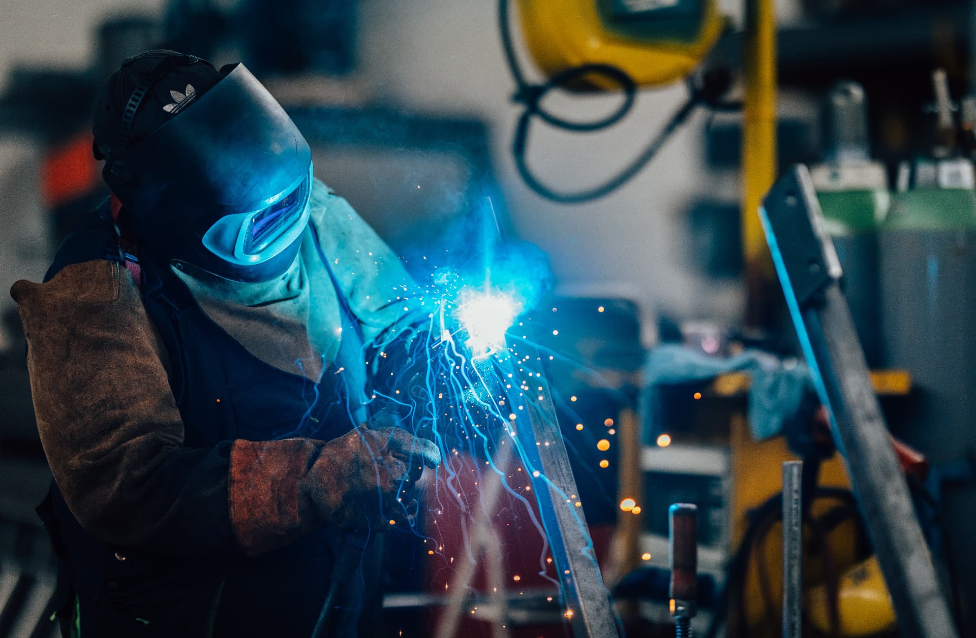Industrieservice — Leistungsdetail von H&H Eisen-Müller in Fellbach bei Stuttgart